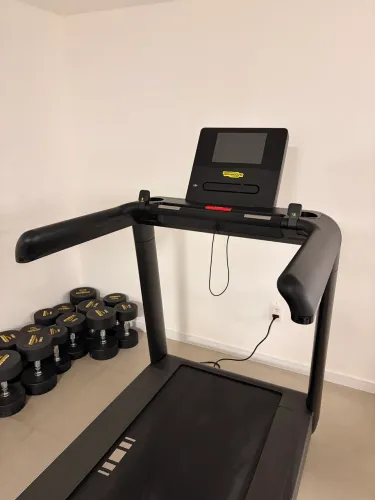 esteira Technogym Excite Live Run 10
