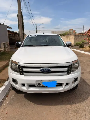 Ford Ranger XLS 2.5 16V 4X2 CD Flex 2014