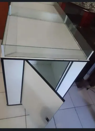 Vendo tabuleiro de loja