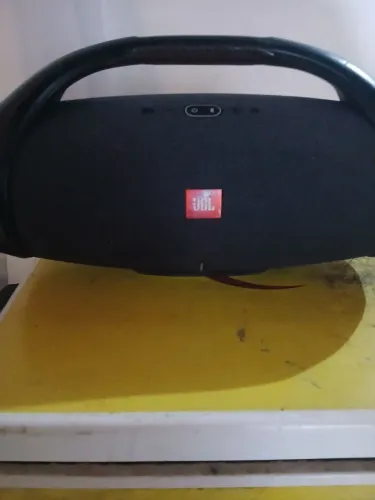 Caixa jbl usada