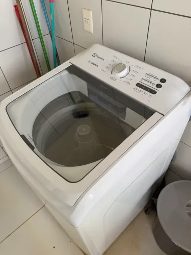 Máquina de Lavar 15 kg