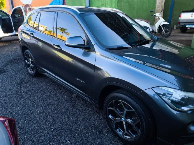 BMW X1 Sdrive 20I X-line 2.0 TB Active Flex 2018