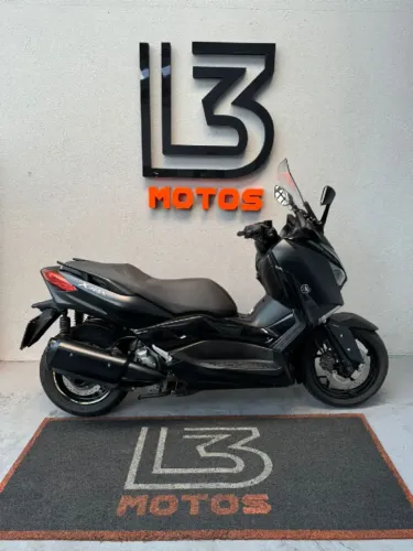 YAMAHA XMAX 250 ABS