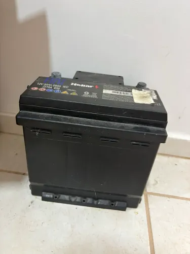 DOAÇÃO Bateria de carro