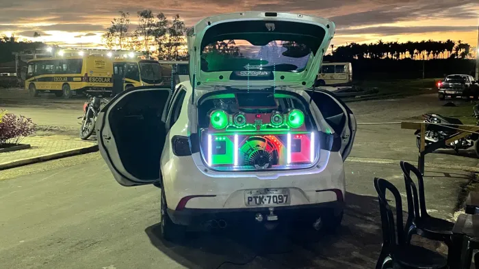 SOM AUTOMOTIVO PRONTO PRA TOCAR