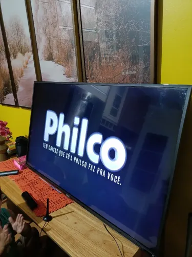 Atenção leia o anúncio!!!!tv Philco 