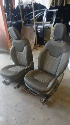 Jogo De Banco Fiat Toro 2022 Original