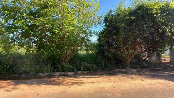Excelente lote no Condomínio Estância das Aroeiras - Lagoa Santa