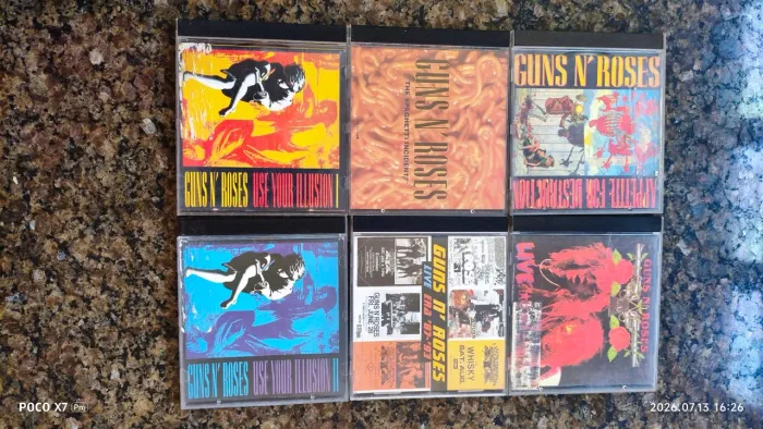 Coleção de CDs Guns n'Roses