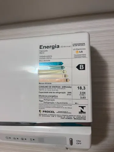 Ar-Condicionado Split LG 9.000 BTUs Quente/Frio 220V - Funcionando