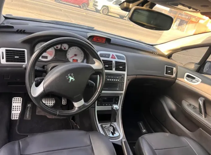 Peugeot 307 CC 2.0 16V 2P Aut. 2007