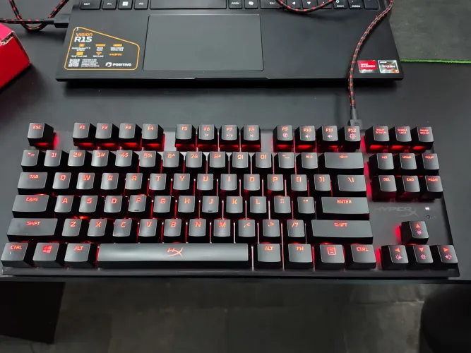 Teclado Gamer Mecânico Alloy FPS PRO Hyperx