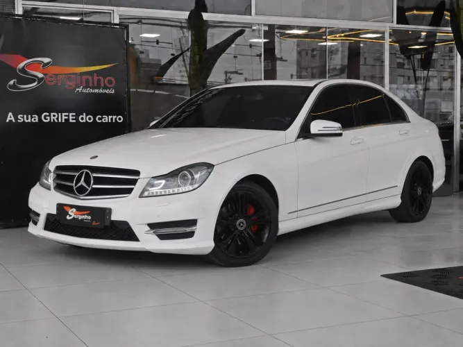 Mercedes-Benz C-180 CGI Sport 1.6 TB 16V 156cv Aut. 2014