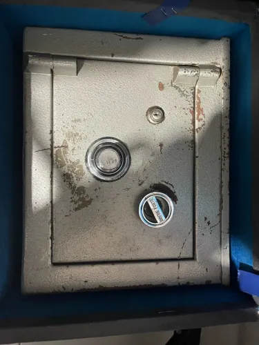 Vendo cofre super reforçado 500