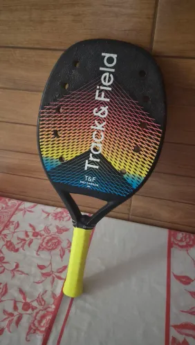 Raquete Track&Field Pro Carbon para Beach Tennis