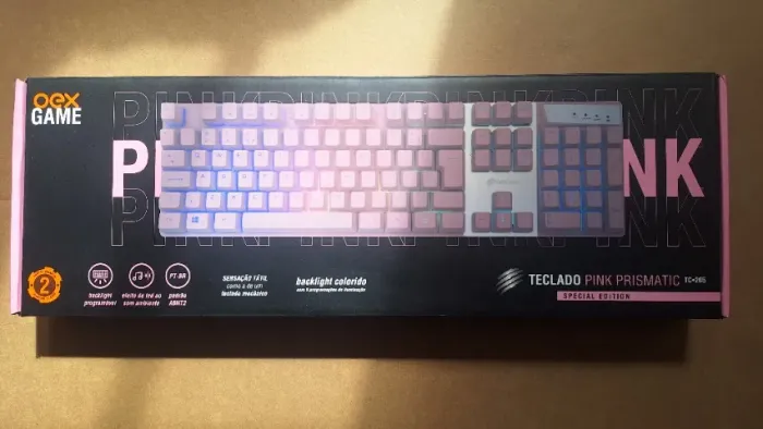 Teclado Gamer OEX Prismatic TC205 Rosa com Retroiluminação 6 Cores