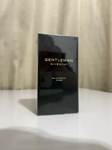 Perfume Gentleman Givenchy Boisée Eau de Parfum 100ml - Original (Lacre de Importação)