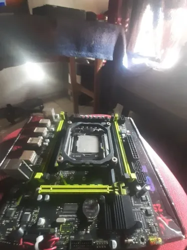 KIT PLACA MAE X99 P4 + PROCESSADOR E5 2650 V4 