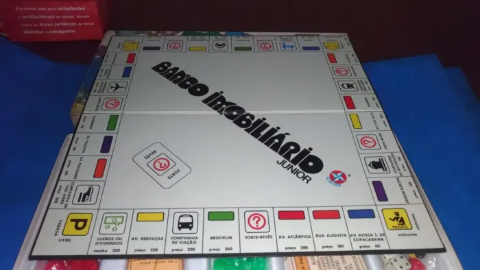 Banco Imobiliario Jr., década de 80, original, ótimo estado.