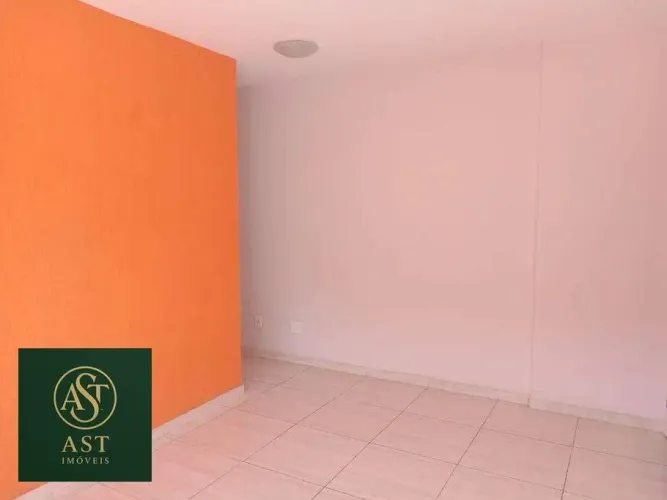 AST IMÓVEIS VENDE apartamento com 2 quartos, 65 m² por R$ 180.000 - Santa Rosa - Niterói/R