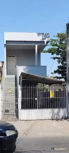 OPORTUNIDADE DE INVESTIMENTO: 2 casas no valor de 1 com entrada independente, Parque Caju,