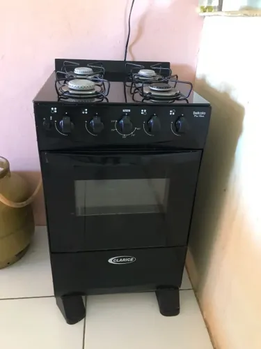 FOGÃO ELÉTRICO PRETO 4 BOCAS