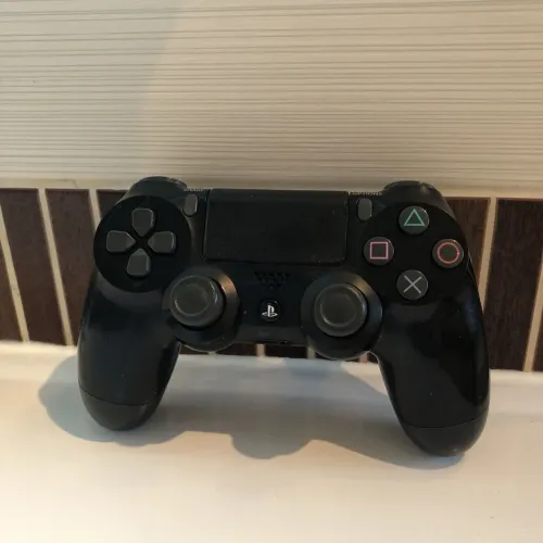 Controle PS4 Preto | Moderno
