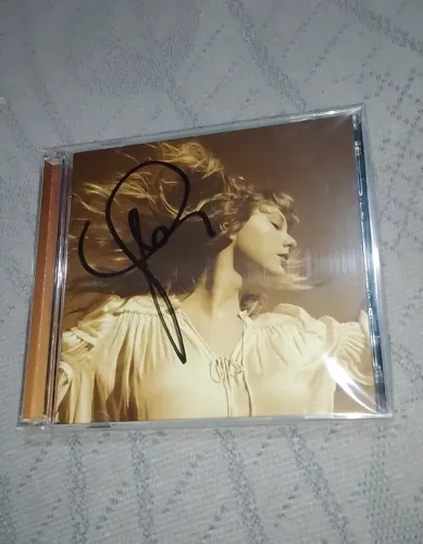 Cd Fearless (Taylor's Version) - Taylor Swift (autografado)