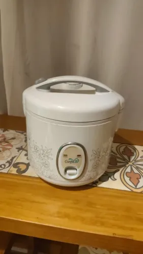 Panela Elétrica de Arroz para 6 Xícaras Antiaderente