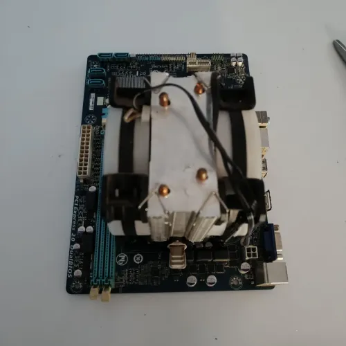 Placa mãe DDR3 (sem memórias)