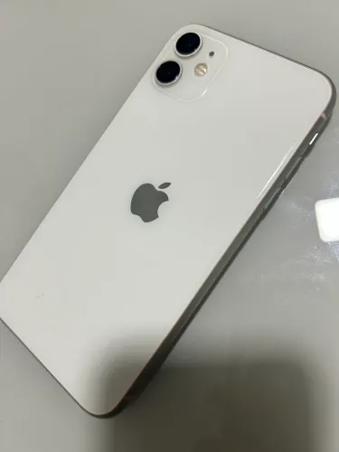 iPhone 11 64GB