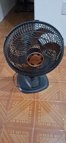 ventilador de mesa da Ventisol