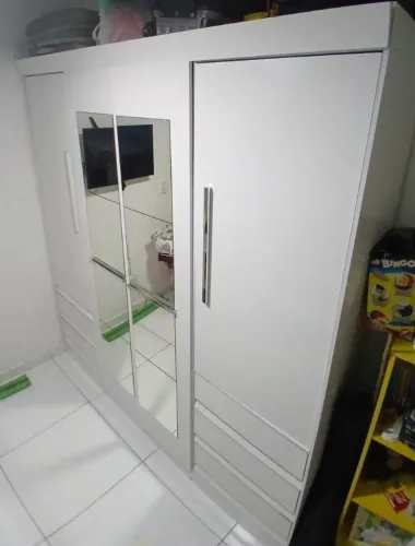 Guarda roupa casal