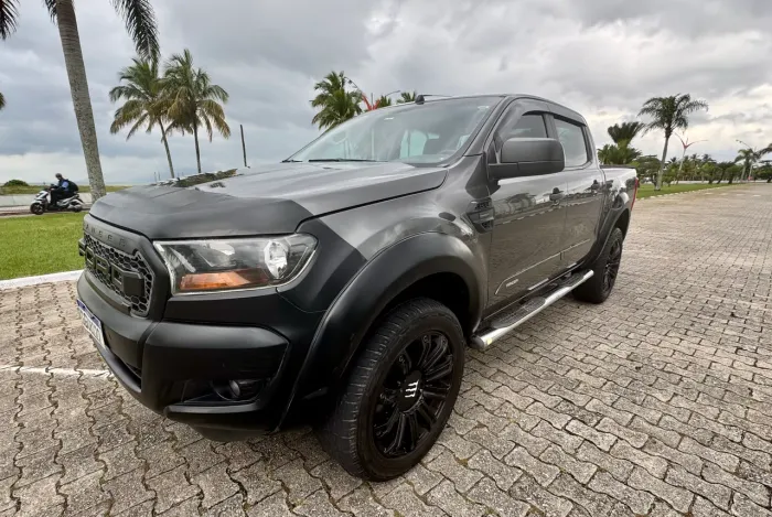 Ford Ranger XLS 2.5 16V 4X2 CD Flex 2017