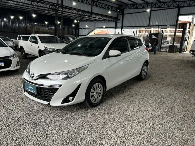 Toyota Yaris XL 1.3 Flex 16V 5P Aut. 2021
