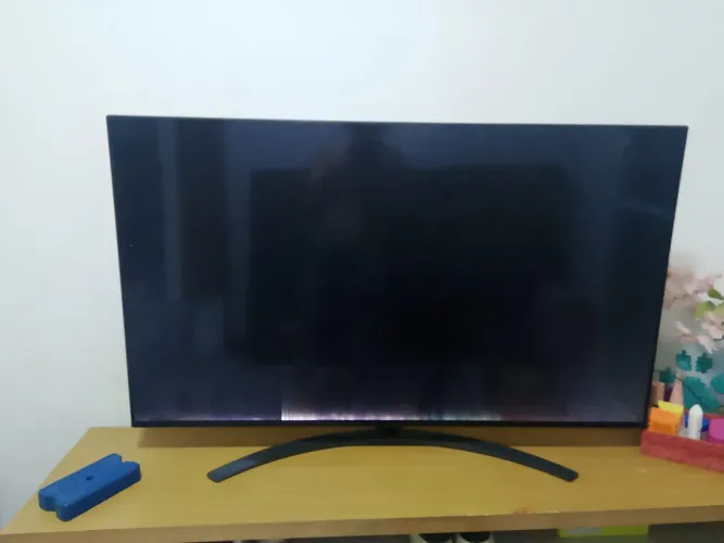 Tv LG retirada de peças