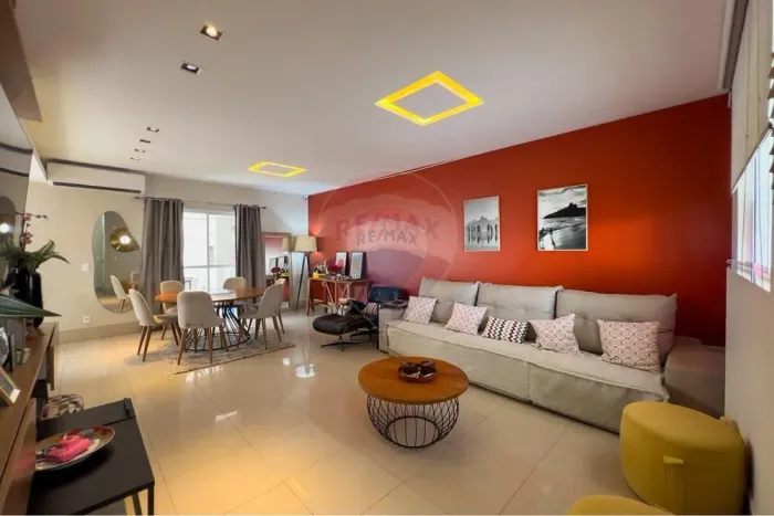 Sobrado Mobiliado com Placas de Energia Solar