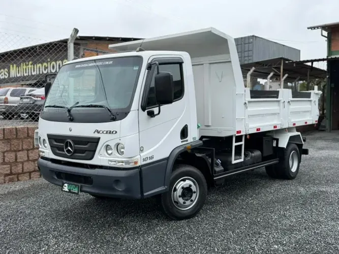 Mercedes-Benz Accelo 1016