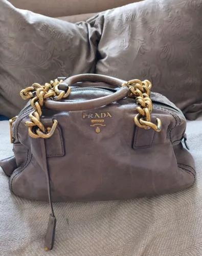 bolsa prada de couro cinza vintage