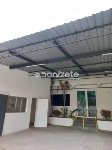 Casa Comercial para Alugar em Vila Assunção, Santo André 260 m², 6 Salas, 14 Vagas