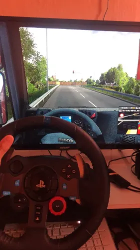 VOLANTE LOGITECH G29 (SEM CAMBIO)