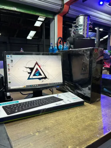 Computador completo i3 4gb