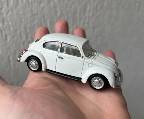 miniatura carro VW Fusca 1303 escala 1/43 carrinho de metal