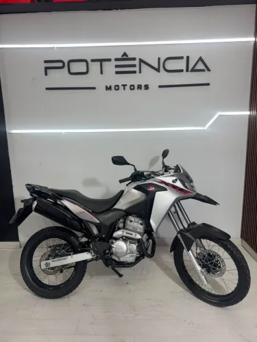 XRE 300 STD ABS Financiamento sem entrada