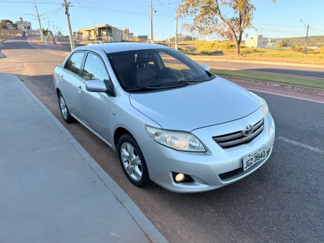 Toyota Corolla XLI 1.6 16V 110cv Aut. 2010