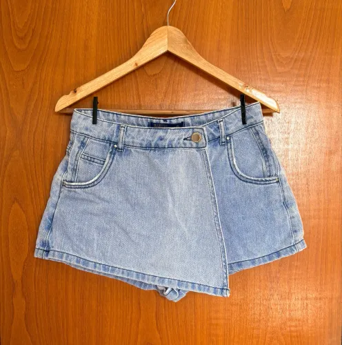 Short saia jeans