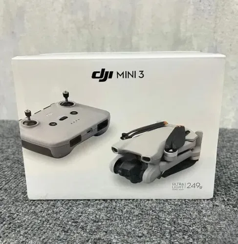 DJI Mini 3 com bateria extendida com menos de 6 ciclos. Grava em 4k e na vertical.