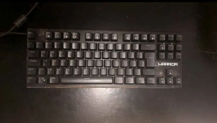 Teclado Mecânico Warrior Switch Azul - Bem Avariado<br>