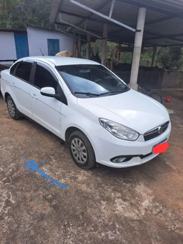 Fiat Grand Siena Attrac. 1.4 EVO F.flex 8V 2013