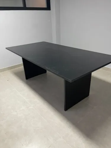 MESA DE REUNIAO 2.00x1.00 PRETA LOJA IKONOFFICE